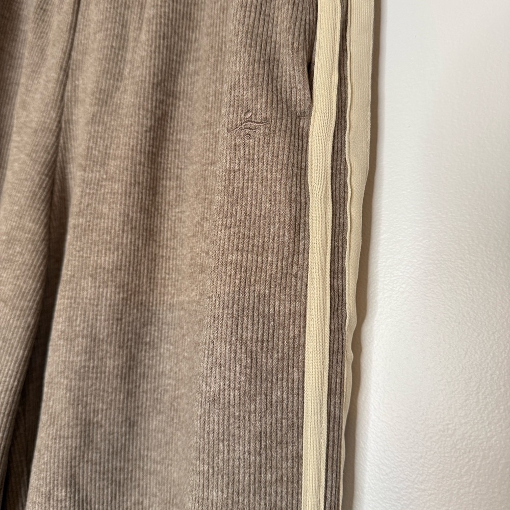 NWOT Halara ribbed high waisted wide leg lounge pants size large taupe - Picture 5 of 13